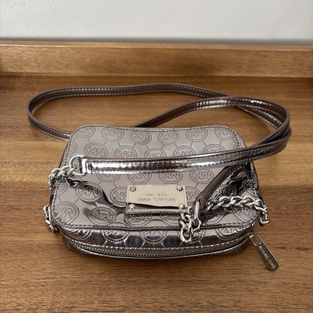 Michael Kors Jet Set Small Metallic Silver Logo Crossbody - Picture 6 of 10